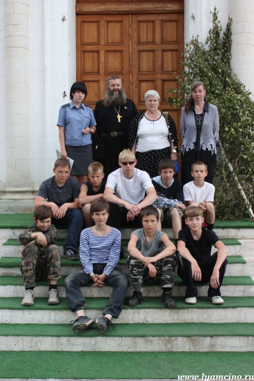 лямцино, подростки, г. Домодедово, священник, дети, беседа, дивиантное поведение, фотография, фото