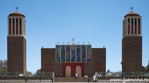 колокольни и колокола, лямцино, подмосковье, домодедово, николай чудотворец, святой, святыни, православие, фото, фотографии, подборка, Колокольни Эритрейской православной церкви.