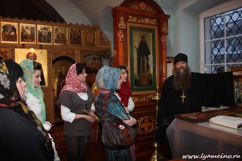 храм, лямцино, церковь, православие, настоятель, протоиерей, Александр, домодедово, РосНоу, Росиийский новый университет, преподаватели, экскурсия, николай чудотворец